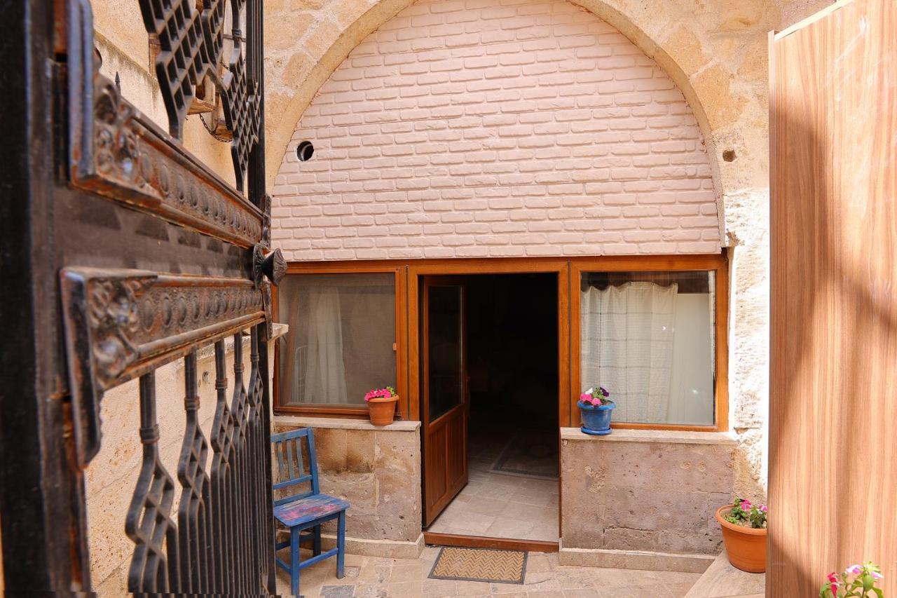 Adelya Cave Hotel Apartments Goreme Bagian luar foto