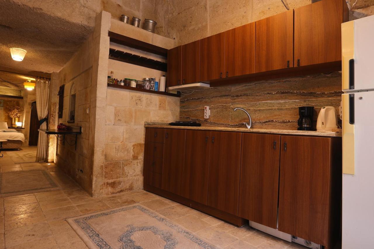 Adelya Cave Hotel Apartments Goreme Bagian luar foto